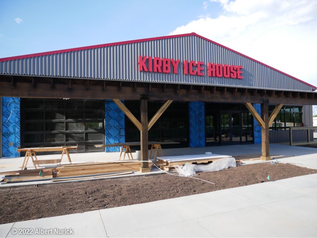 Kirby Ice House Opens -   The Woodlands Restaurant Reviews